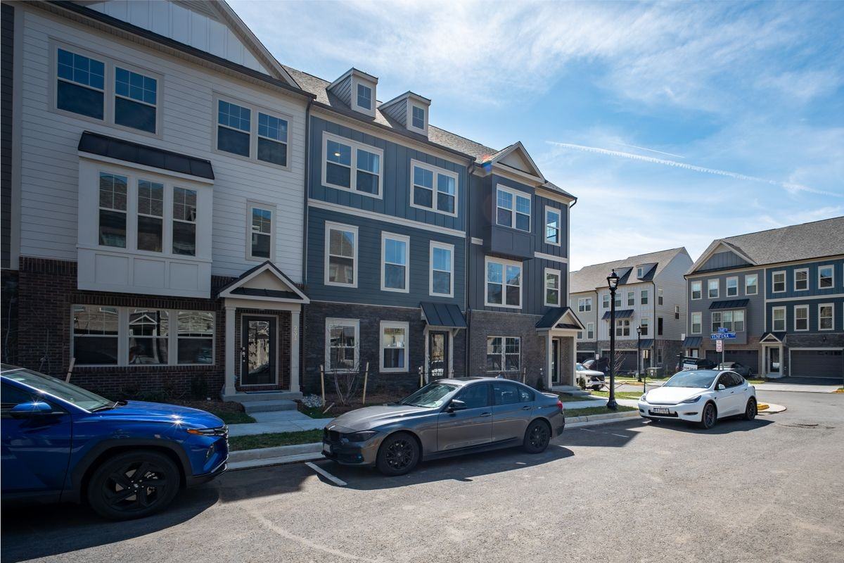 236 Chianti Ter Se - Photo 3 of 36