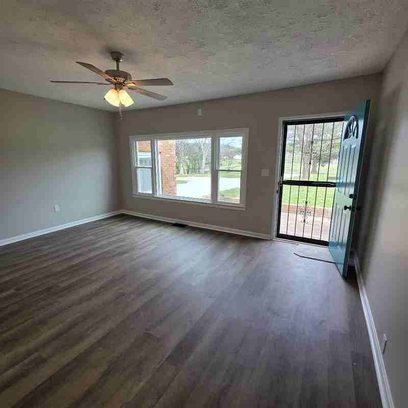 2465 Chapeze Ln - Photo 5 of 12