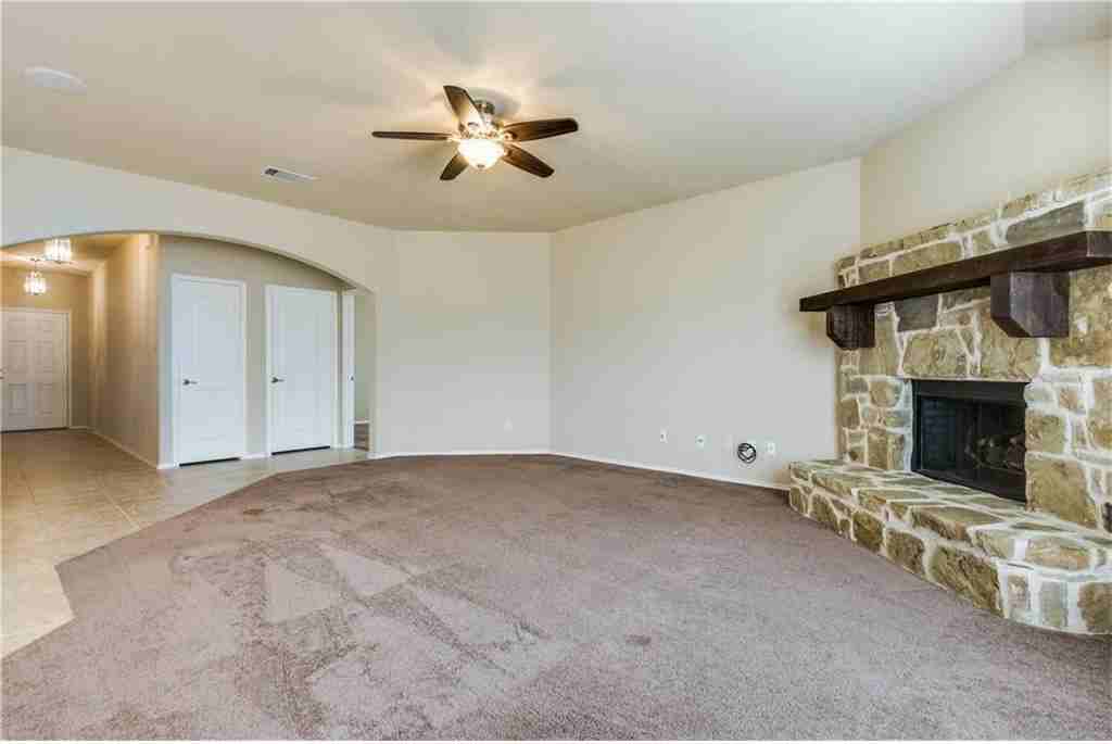 10105 Horseshoe Ln - Photo 2 of 25