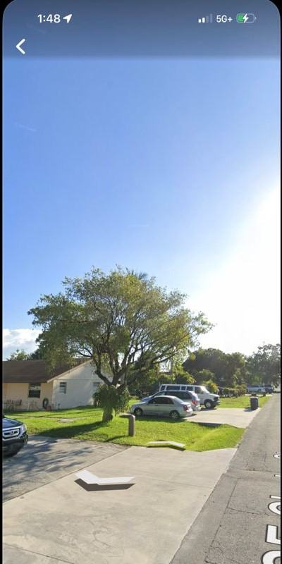 2639 Se Clayton St - Photo 2 of 3