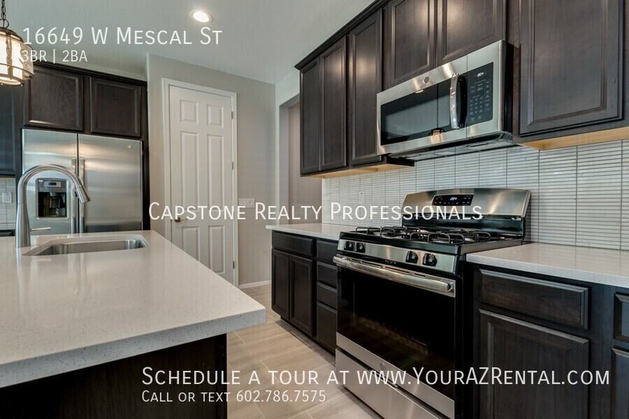 16649 W Mescal St - Photo 3 of 14