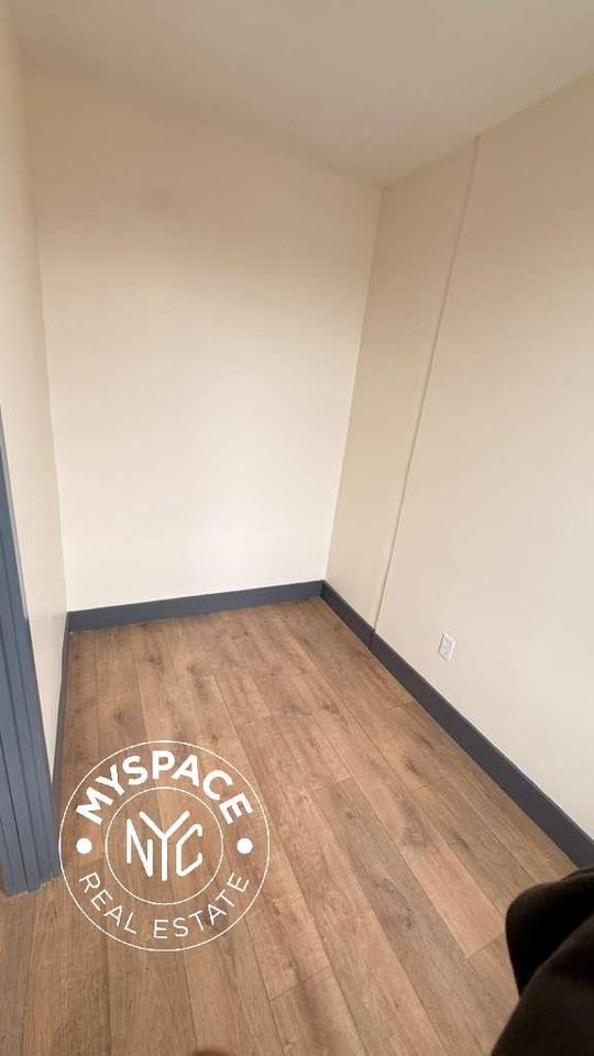 227 Thomas S Boyland St #2 - Photo 6 of 24