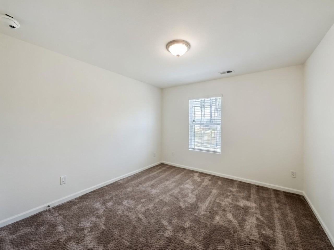 2867 Aubrey St #1 - Photo 4 of 20