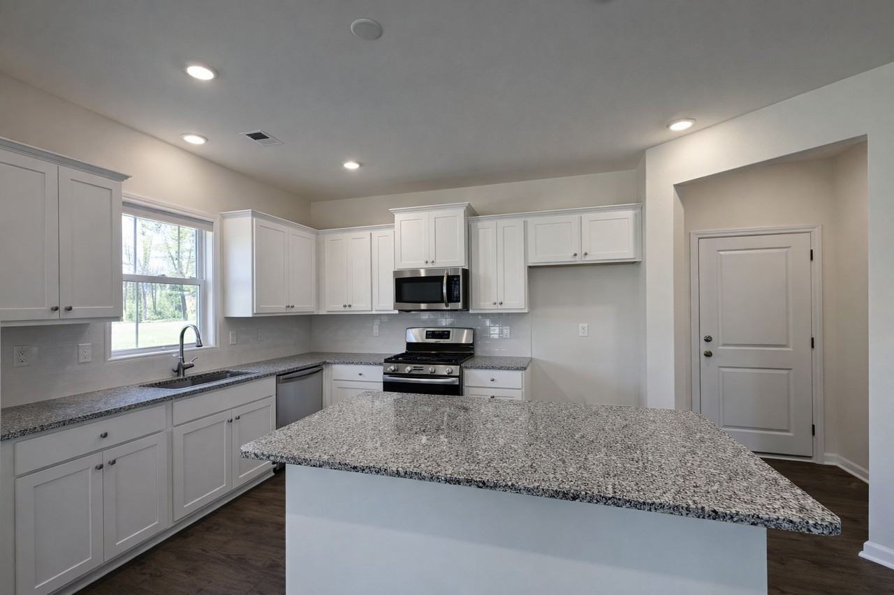 2867 Aubrey St #1 - Photo 6 of 20
