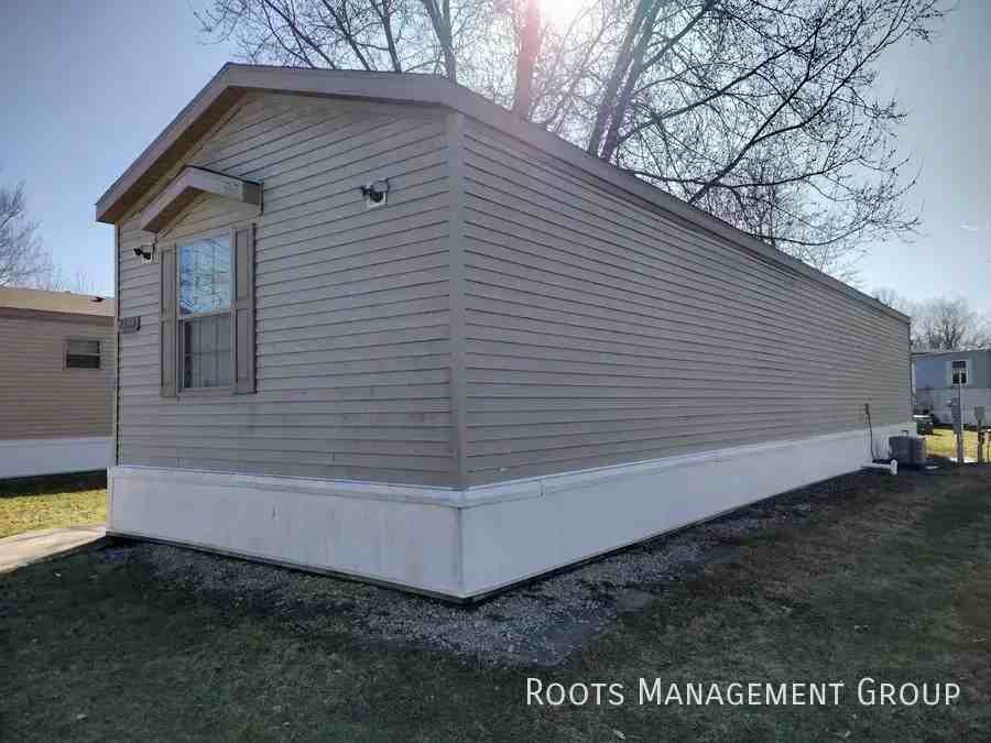 2308 Fredonia Ave - Photo 2 of 10