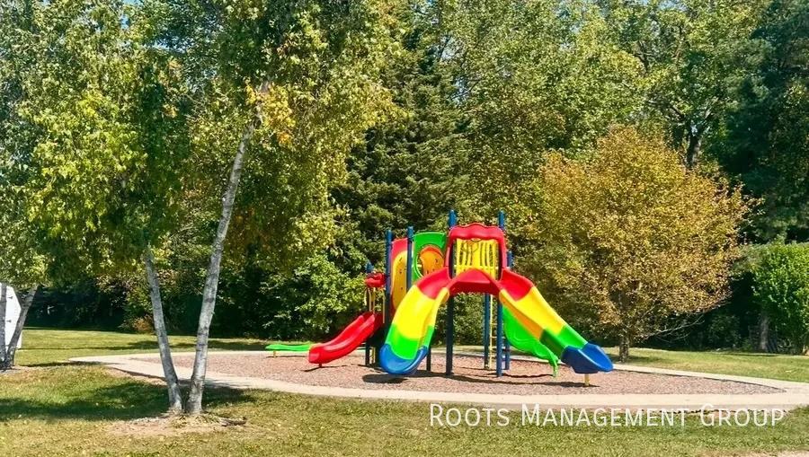 178 Maple Wood #178 - Photo 4 of 6