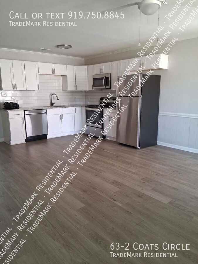 63 Coats Cir Apt 2 - Photo 4 of 17