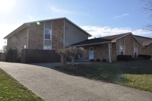 featured image of 713 Gordon Smith Blvd #3