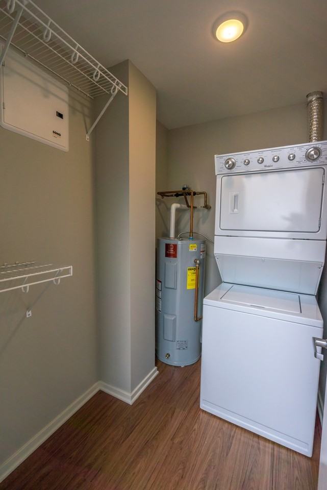 The Sterling - Photo 4 of 10