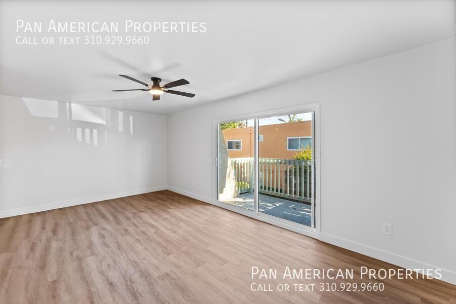 975 Laguna Dr #10 - Photo 5 of 21