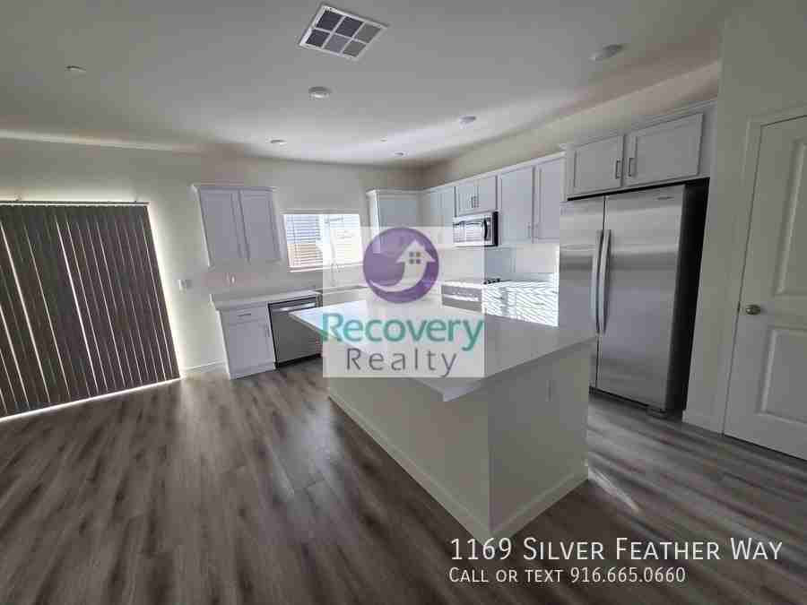 1169 Silver Feather Way - Photo 2 of 13