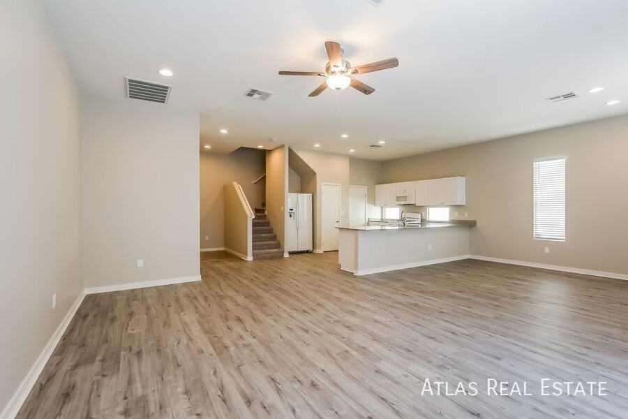 6462 Cinnamon Hazlenut St - Photo 4 of 22