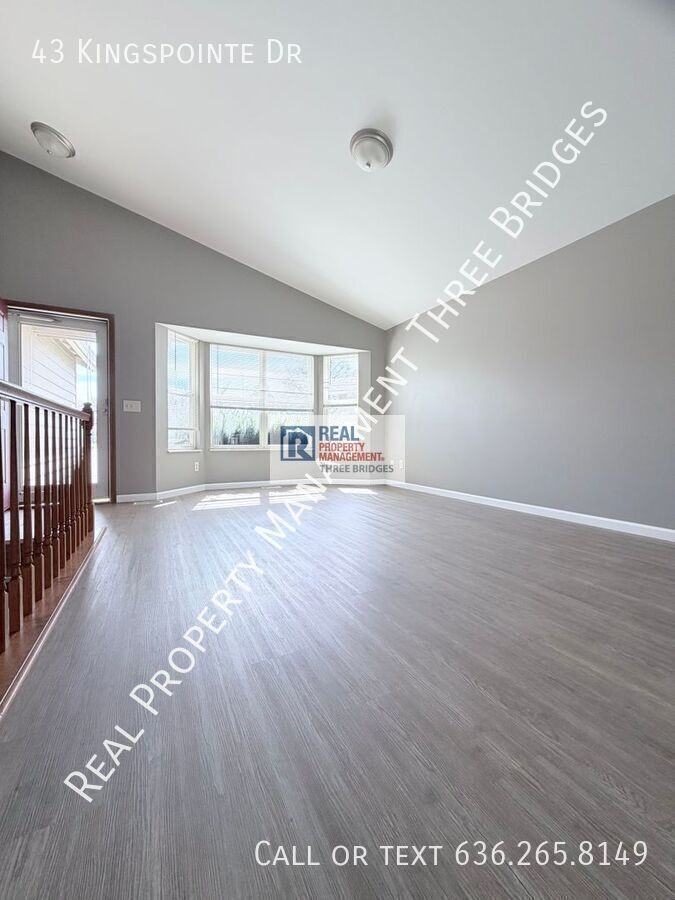 43 Kingspointe Dr - Photo 4 of 25