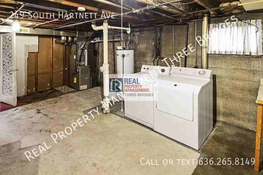 249 S Hartnett Ave - Photo 2 of 25