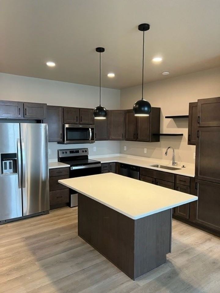 Townsite Flats - Photo 4 of 5