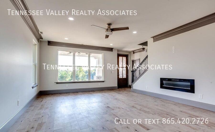 7814 Lake Mountain Ln - Photo 7 of 43