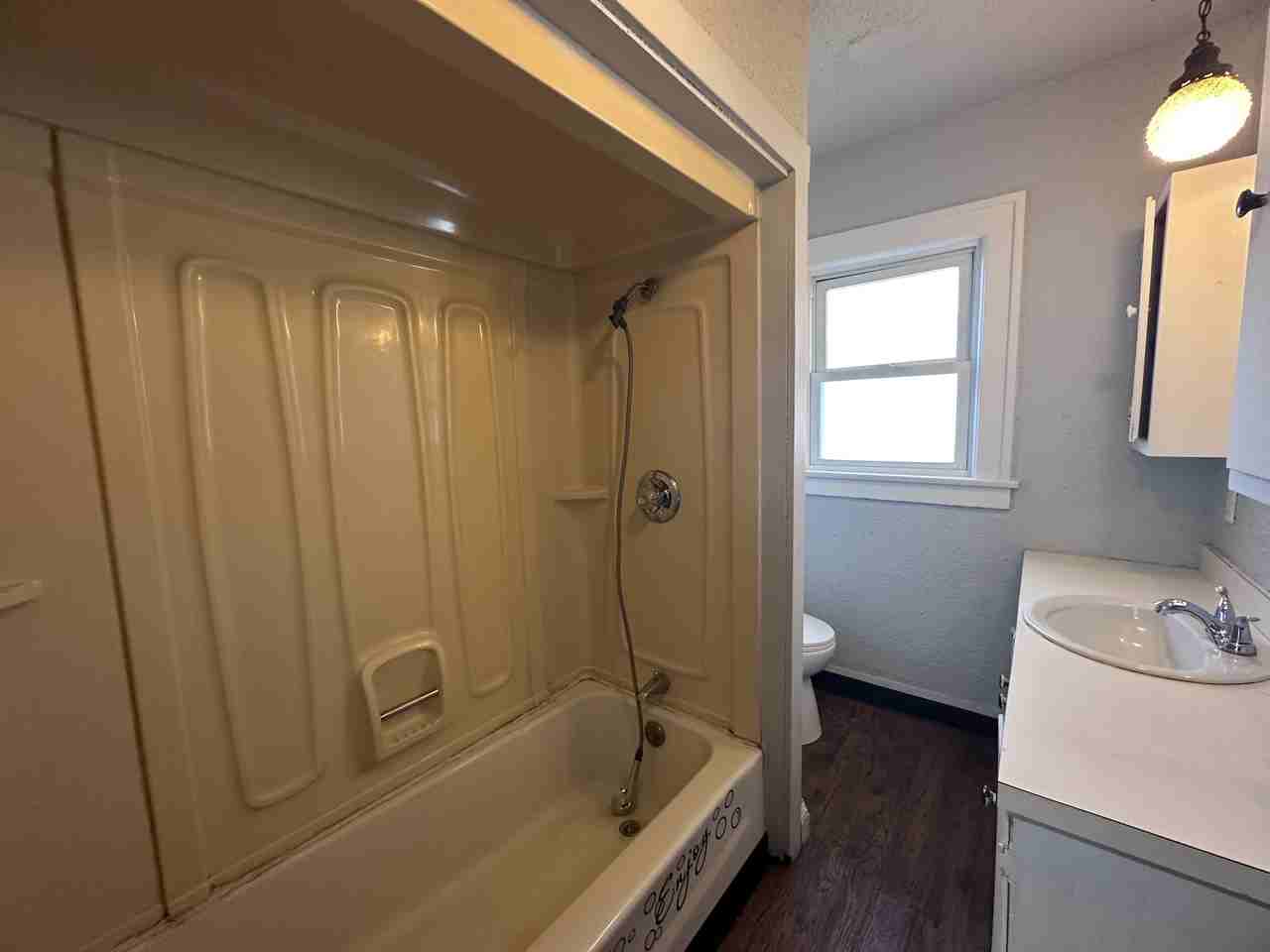 28 Delaware Ave - Photo 4 of 14