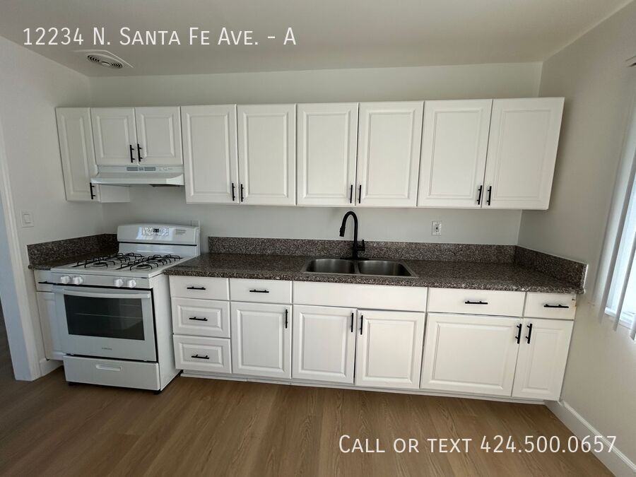 12234 Santa Fe Ave #A - Photo 2 of 17