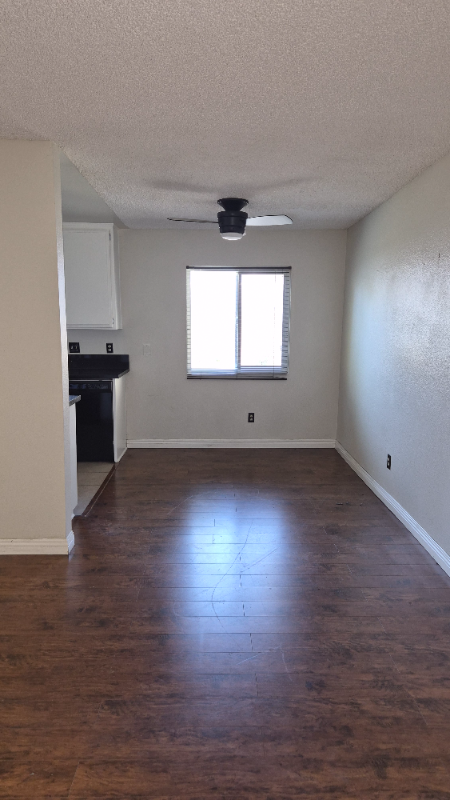 1856 E 5th St #B - Photo 3 of 17