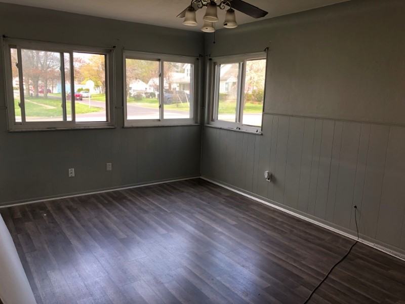 5133 Wissman Rd - Photo 3 of 11