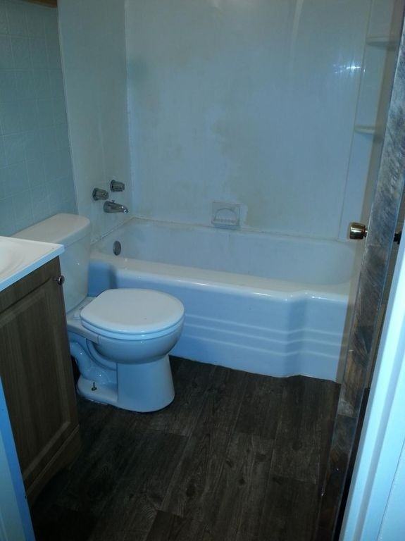 5133 Wissman Rd - Photo 4 of 11