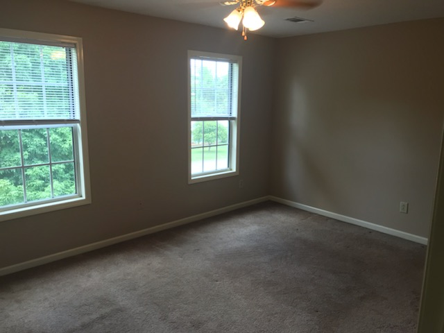 523 Woods Dr #A - Photo 3 of 10