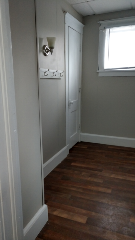 32 Fuller Ave Se - Photo 2 of 10