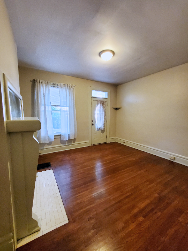 1488 Michigan Ave - Photo 6 of 18