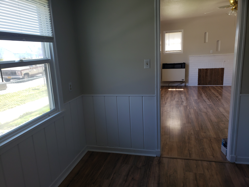 836 Mitchell St - Photo 6 of 15