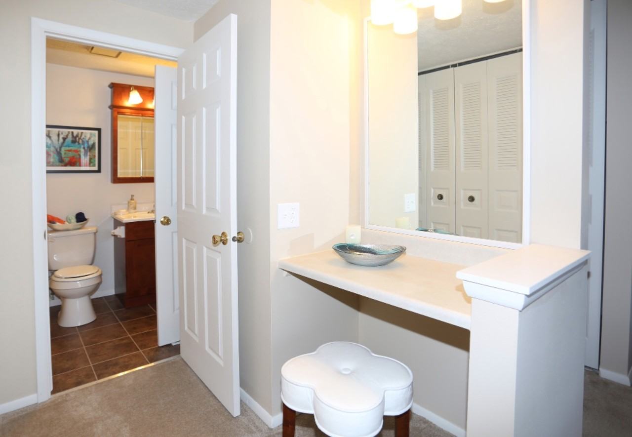 Newport Highlands - Photo 6 of 26