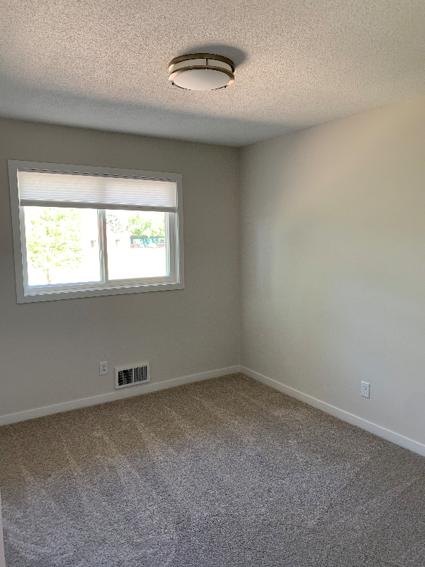 928 Bartelmy Ln N #1 - Photo 5 of 14