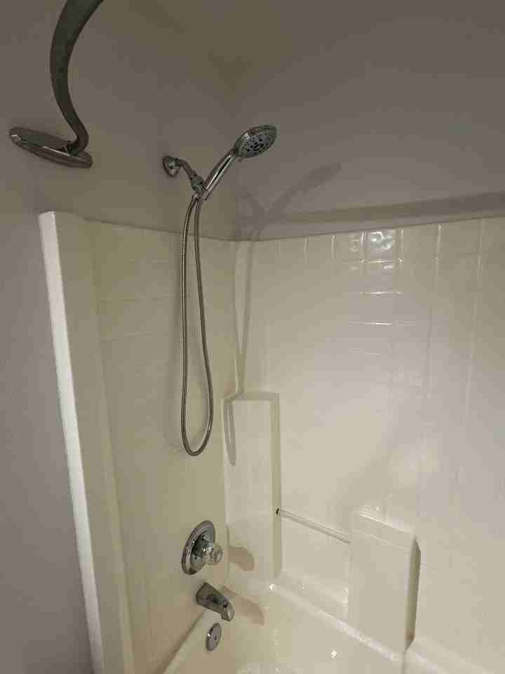 714 E Michigan Ave - Photo 4 of 4