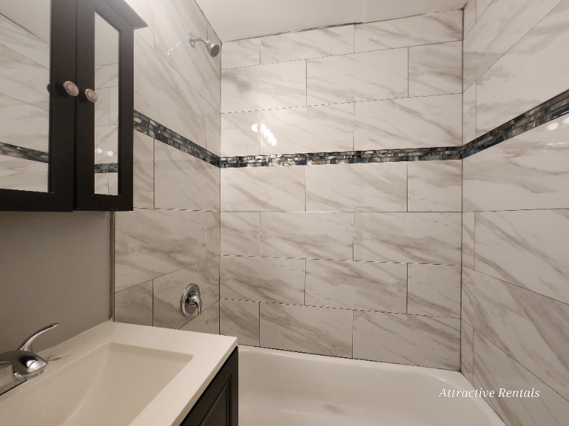 3351 Commercial Ave - Photo 4 of 7