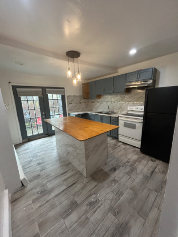 716 E Mahanoy St - Photo 2 of 17