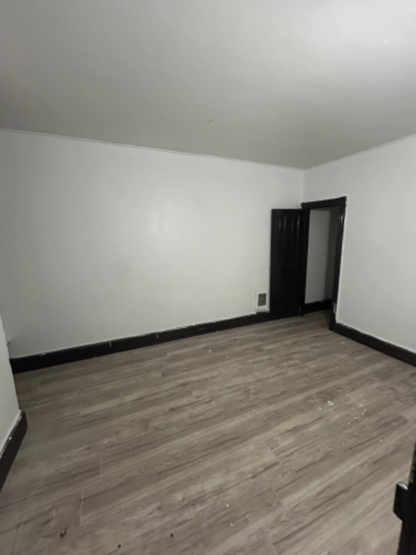 716 E Mahanoy St - Photo 4 of 17