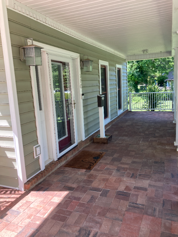 110 Ruth St - Photo 2 of 23