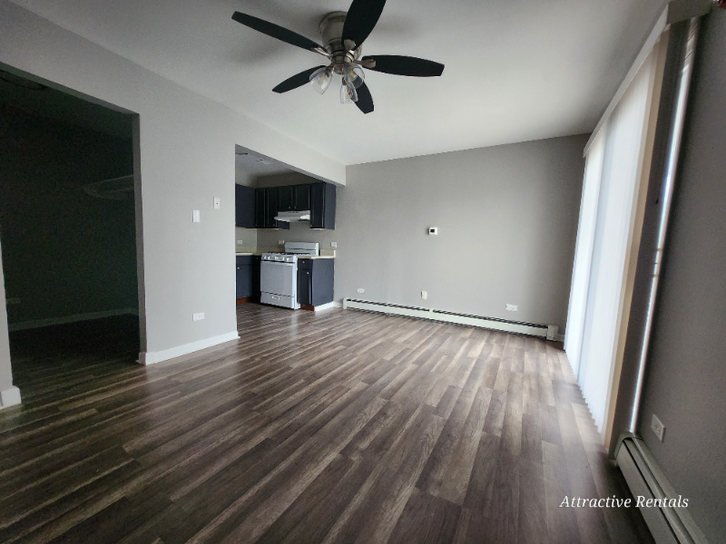 3333 Commercial Ave - Photo 2 of 5