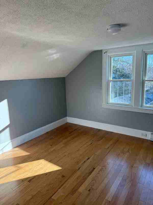 145 Market St #2 - Photo 4 of 6