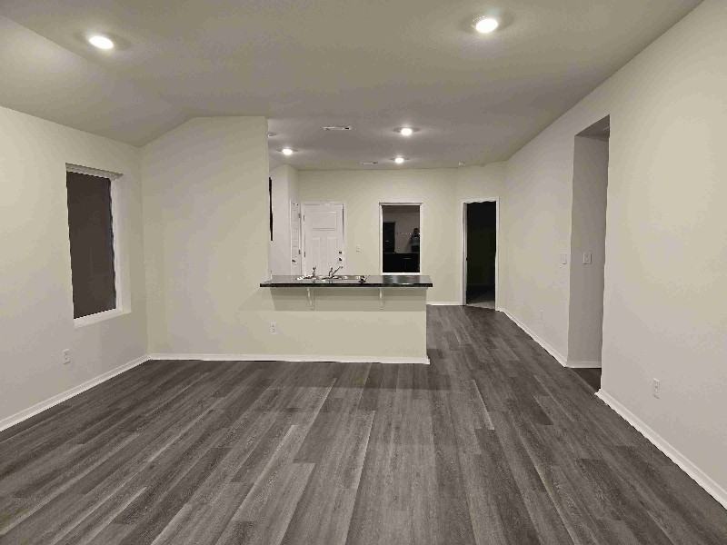 2529 E Fox Meadow St - Photo 4 of 13