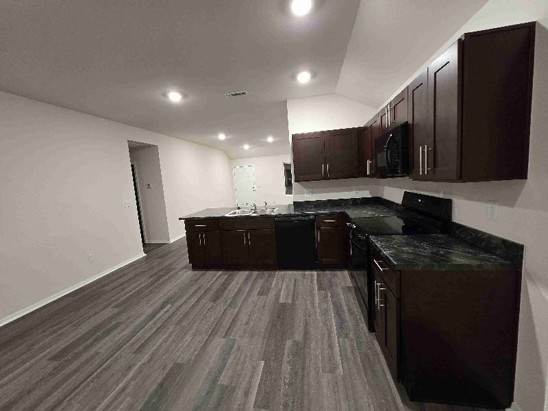 2529 E Fox Meadow St - Photo 6 of 13