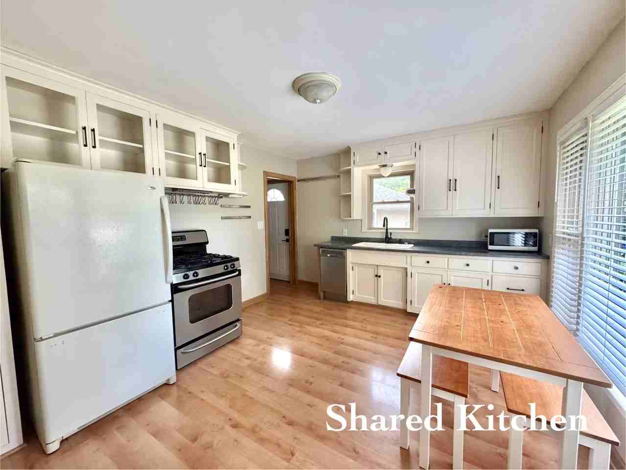 4036 Reservoir Blvd #1 - Photo 6 of 9