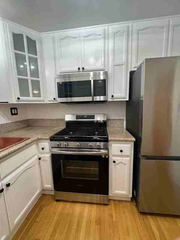 3106 Broadway - Photo 6 of 28