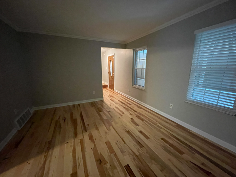 3211 Creston Ct - Photo 3 of 21