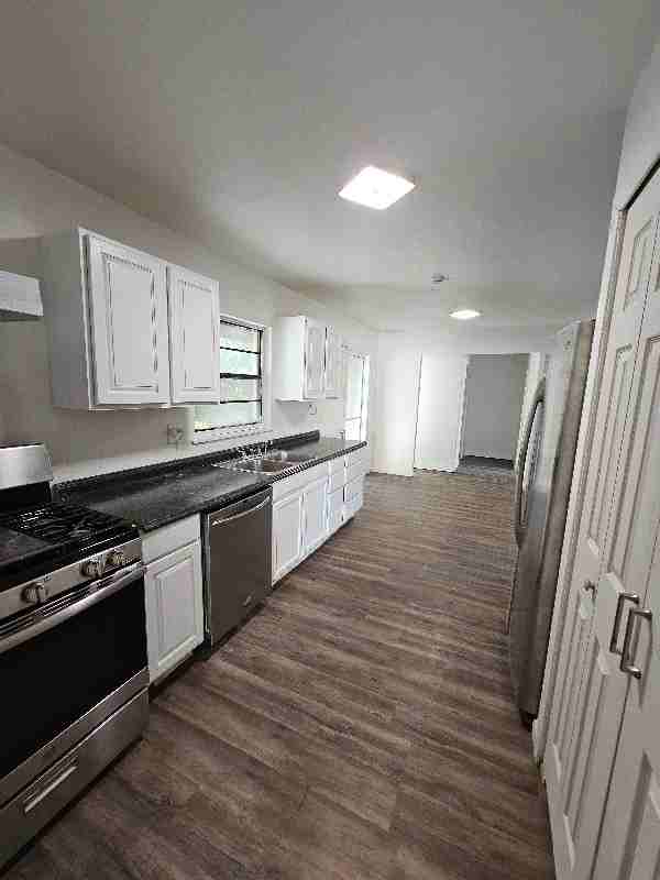 548 Highfall Dr - Photo 4 of 20