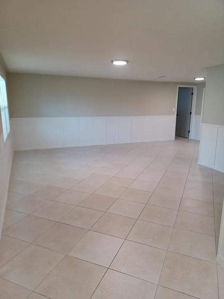 3138 Honeymoon Ln - Photo 2 of 18