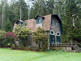 featured image of 90 Whittier Ln