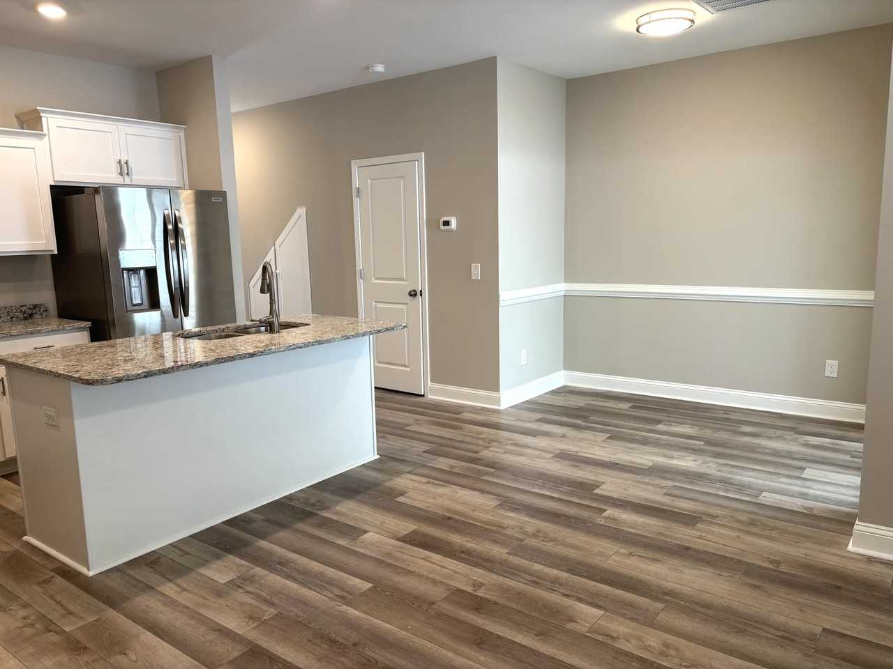 178 Coastline Cir - Photo 5 of 16