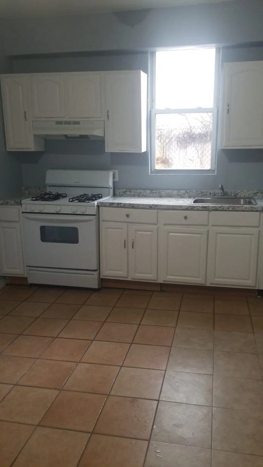 600 Pennsylvania Ave #1 - Photo 7 of 7