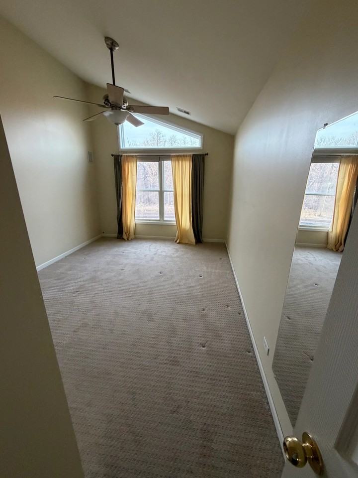 435 Kammes Ct - Photo 6 of 21