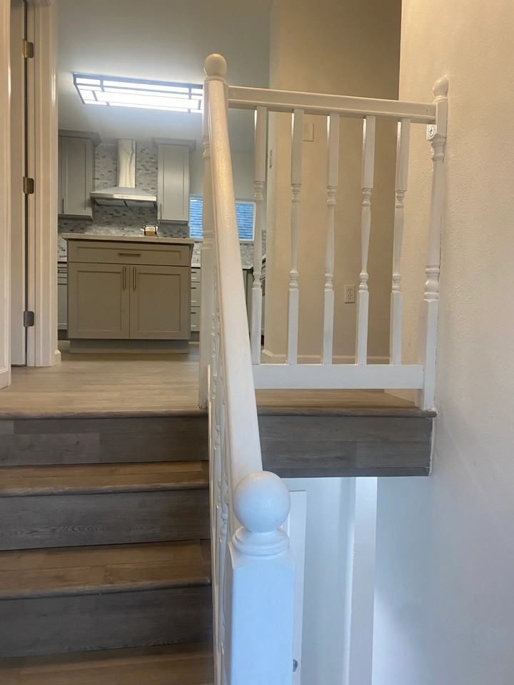 2204 E 24th St - Photo 2 of 12